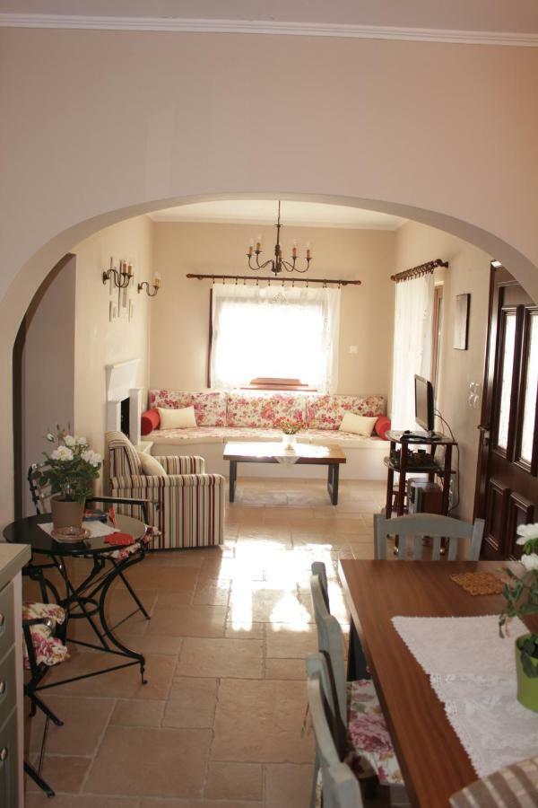 *Villa Pap-Live The Greek Hospitality In A Village* Nea Sampsounta Экстерьер фото