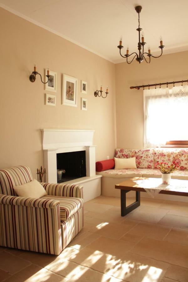 *Villa Pap-Live The Greek Hospitality In A Village* Nea Sampsounta Экстерьер фото